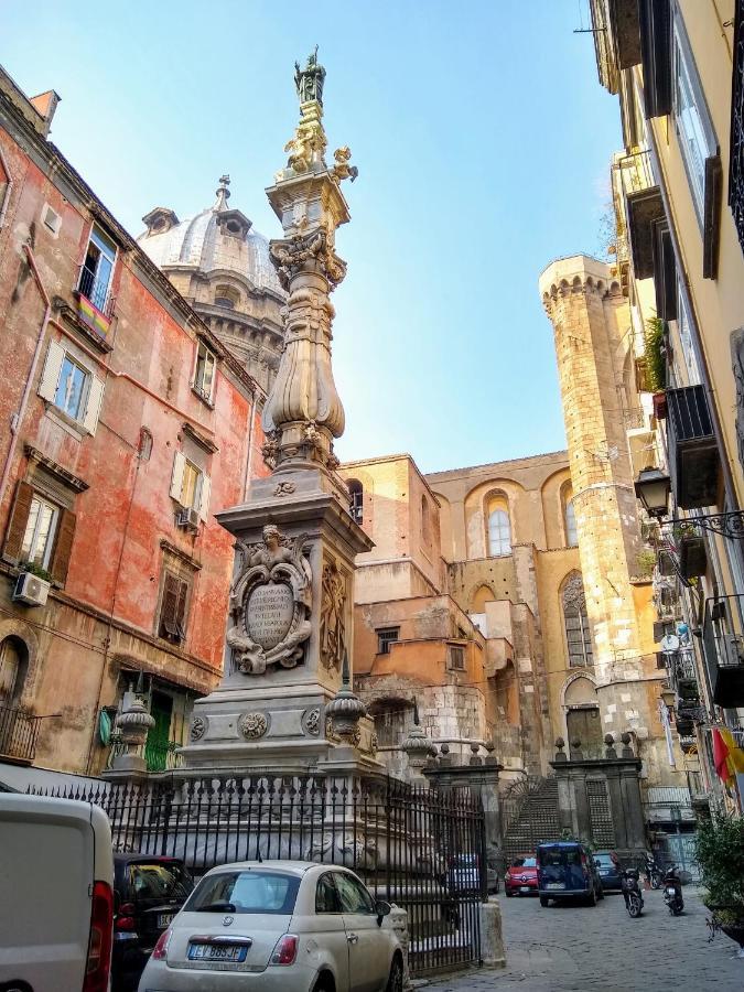 Grande & Caratteristico Dietro La Cattedrale Nápoly Kültér fotó